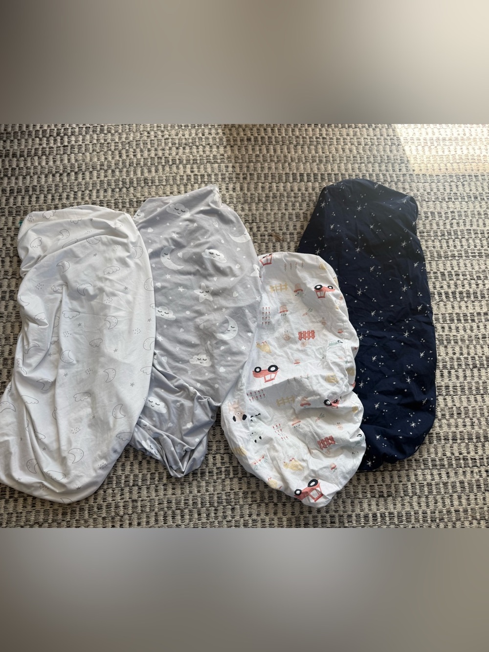 Mixed Brands Lot of 4 Cotton Crib Fitted Sheets for SNOO Happiest baby bassinet